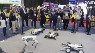 智能巡检方案北美首亮相！云深处山猫M20斩获CES创新奖