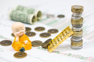 如何分析财富积累相关问题？财富积累差异受哪些因素影响？