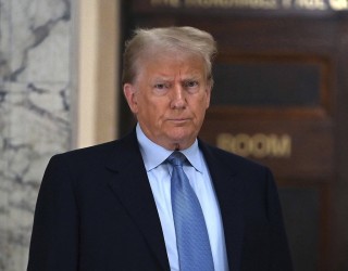 特朗普：美国将暂缓对俄罗斯实施制裁