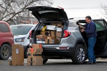 经济预警：更多劳动者陷入兼职困境