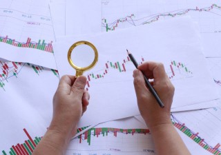 如何高效利用期权期货iOS系统进行投资操作？这种操作系统的优势如何充分发挥？