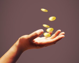 如何理解几种掉期的全价？这些理解对金融交易有何影响？