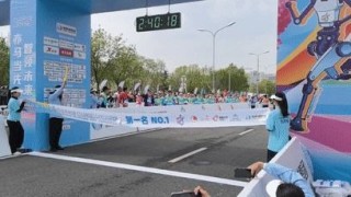 第五名！续航第一！河南战队出征全球首场人形机器人半马