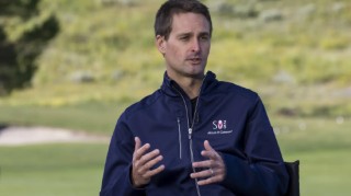 Snap发布强劲业绩指引及4亿美元Perplexity合作协议 股价飙升25%