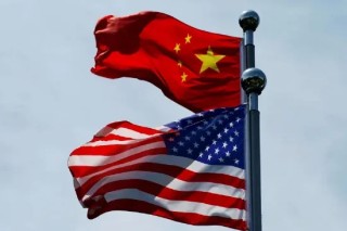 早盘：美股连续暴跌 道指失守4万点大关