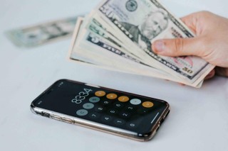 如何认识嘉益投资这类公司？这类公司的投资策略有哪些特点？