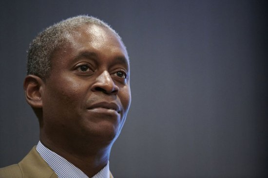外盘头条：特朗普暗示对等关税可能有减免 FBI成立特斯拉威胁特别工作组 现代汽车投资210亿美元在美建钢铁厂  第8张