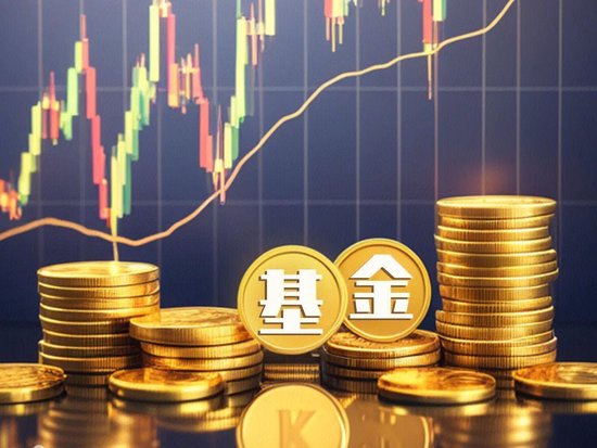 从“千亿神话”到缩水190亿，金融“女将”辞任兴银基金董事长  第2张
