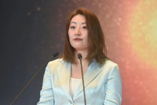 宗馥莉，正式接任娃哈哈董事长！  第3张