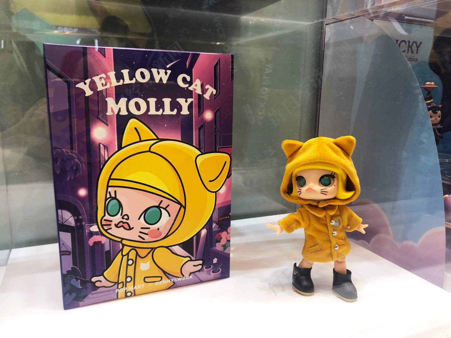 “高龄大牌”重生之“年轻化”：乐高与耐克联手，盯上年轻人和宠物的钱包  第1张