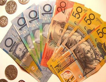 如何分析买入一张看跌期权的策略？此策略有何风险收益特征？  第1张