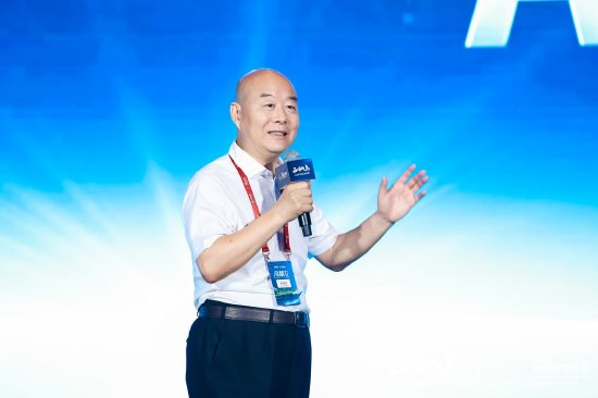 正和岛刘东华：AI必然会产生自我意识，乐观估计5-10年  第1张