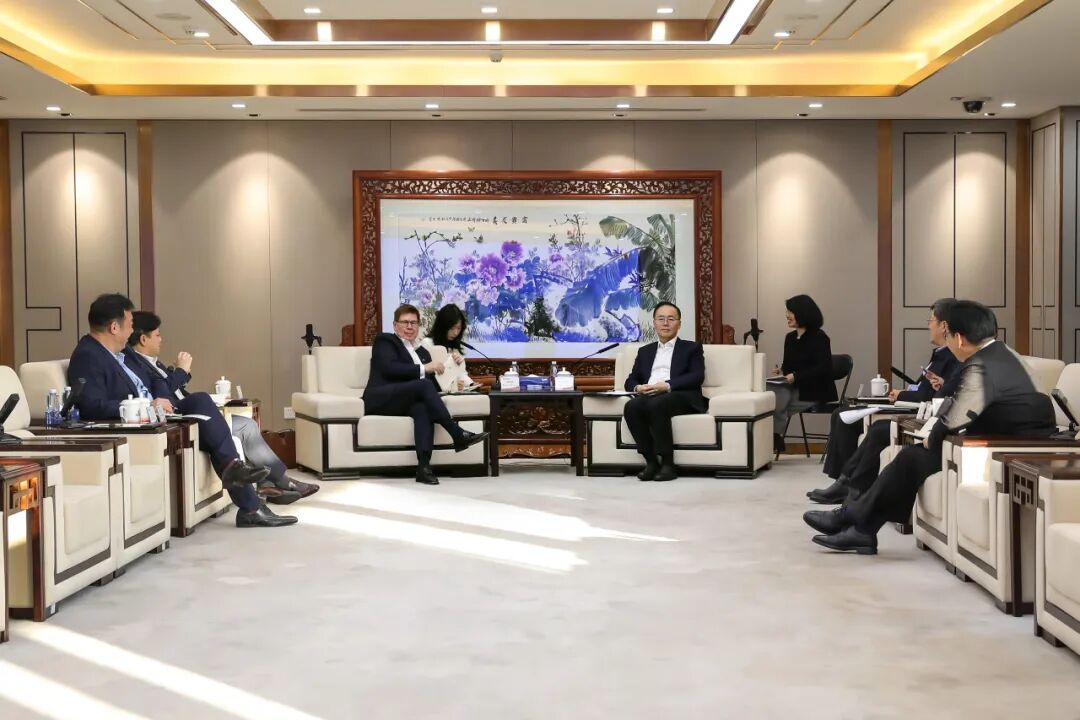 光大集团与加拿大永明金融集团举行工作会谈  第1张