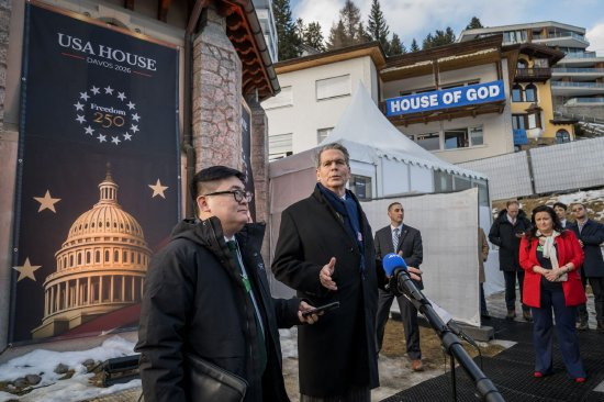 从“上帝之屋”到“美国之家”：达沃斯权力博弈的最直观注脚  第1张